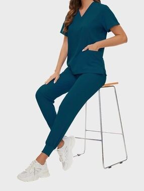 Medium Scrub Set